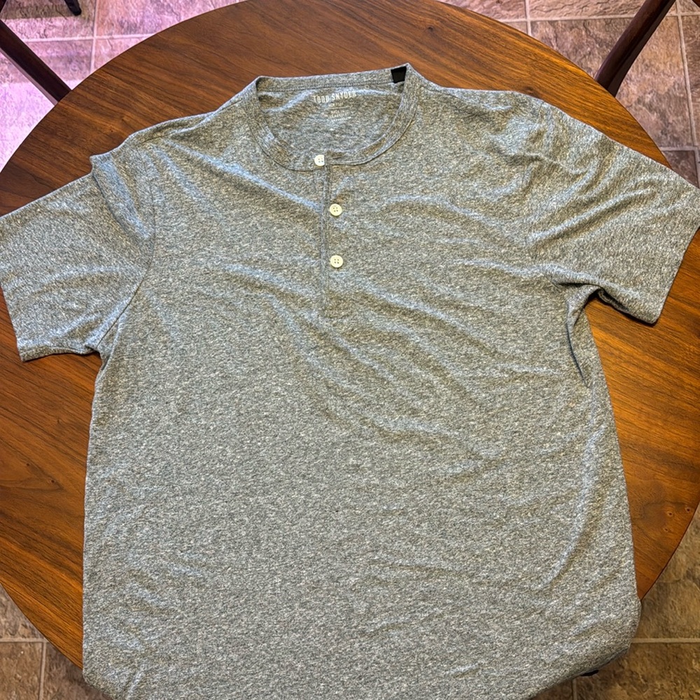 Todd Snyder Henley